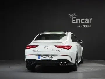 2025 Mercedes-Benz CLA с пробегом 10 334 км