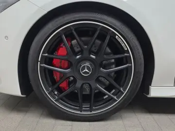2025 Mercedes-Benz CLA с пробегом 10 334 км