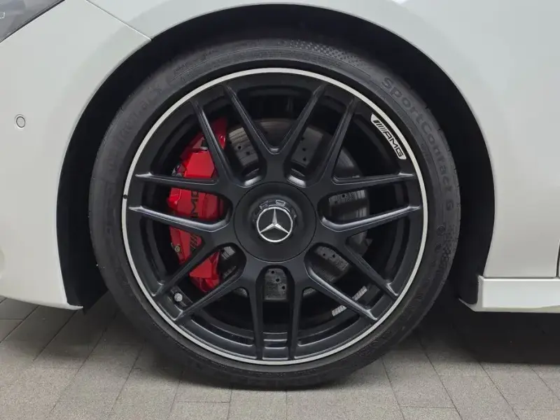 2025 Mercedes-Benz CLA с пробегом 10 334 км
