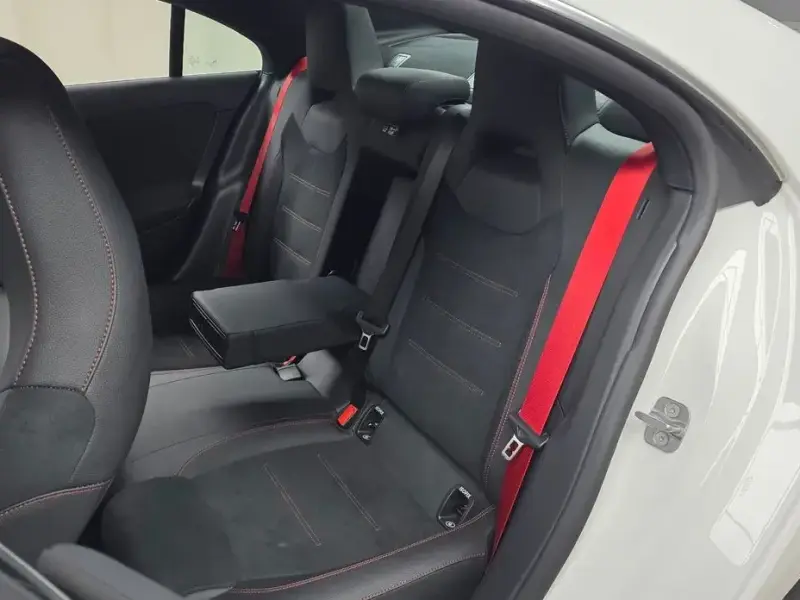 2025 Mercedes-Benz CLA с пробегом 10 334 км