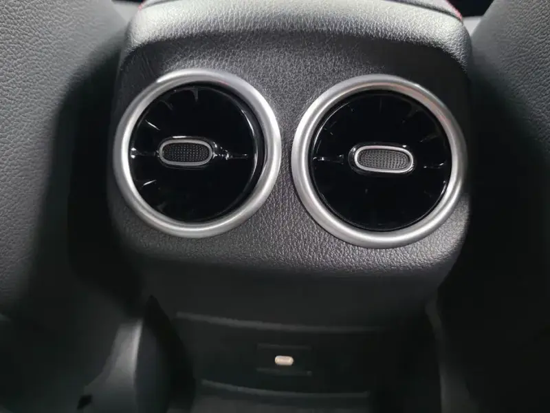 2025 Mercedes-Benz CLA с пробегом 10 334 км