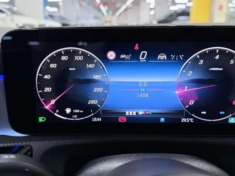 2026 Mercedes-Benz CLA с пробегом 1 408 км