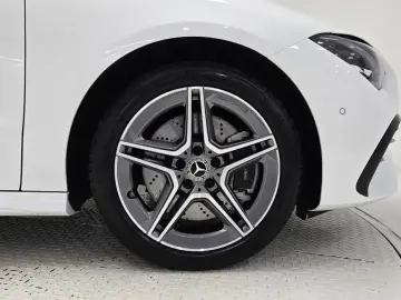 2026 Mercedes-Benz CLA с пробегом 5 744 км