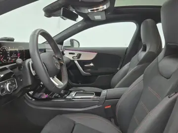 2026 Mercedes-Benz CLA с пробегом 5 744 км