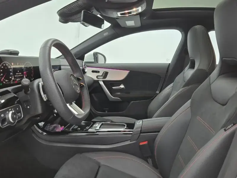 2026 Mercedes-Benz CLA с пробегом 5 744 км