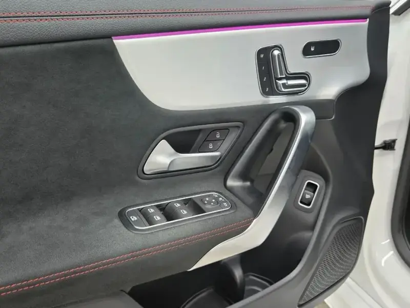 2026 Mercedes-Benz CLA с пробегом 5 744 км