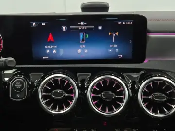 2026 Mercedes-Benz CLA с пробегом 5 744 км