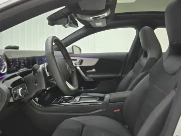 2026 Mercedes-Benz CLA с пробегом 4 660 км