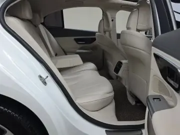 2024 Mercedes-Benz E-Класс с пробегом 9 003 км