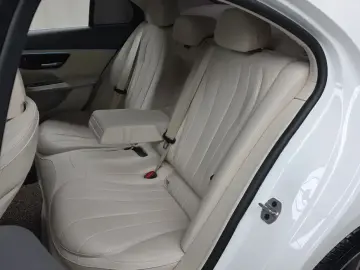 2024 Mercedes-Benz E-Класс с пробегом 9 003 км