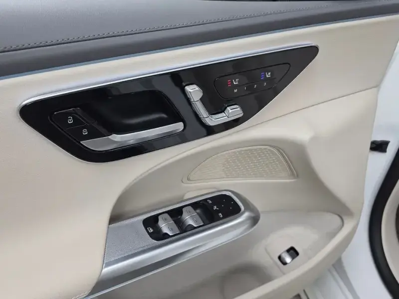2024 Mercedes-Benz E-Класс с пробегом 9 003 км
