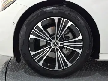 2024 Mercedes-Benz E-Класс с пробегом 6 325 км