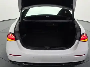 2024 Mercedes-Benz E-Класс с пробегом 6 325 км