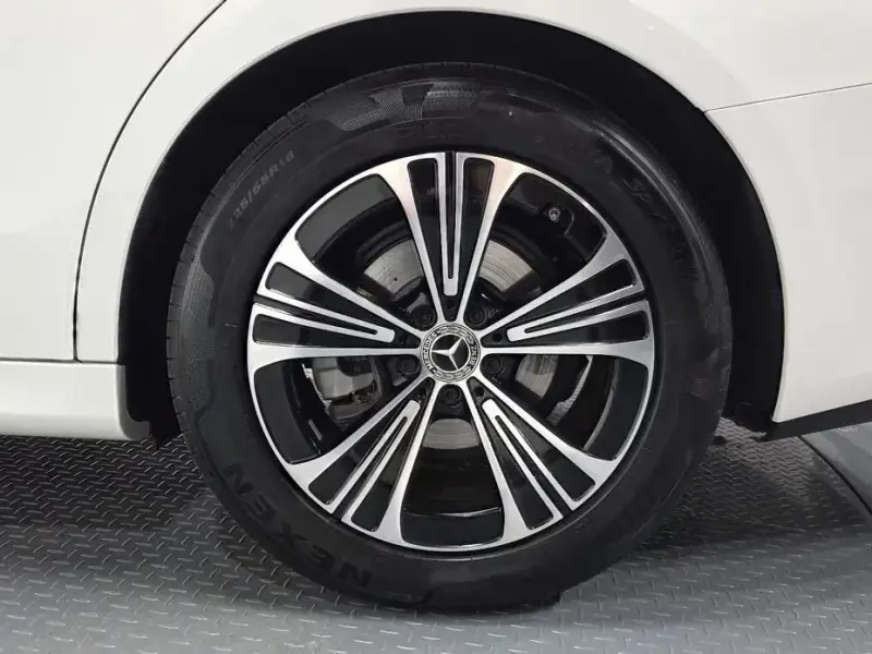 2024 Mercedes-Benz E-Класс с пробегом 6 325 км