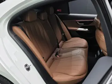2026 Mercedes-Benz E-Класс с пробегом 10 006 км