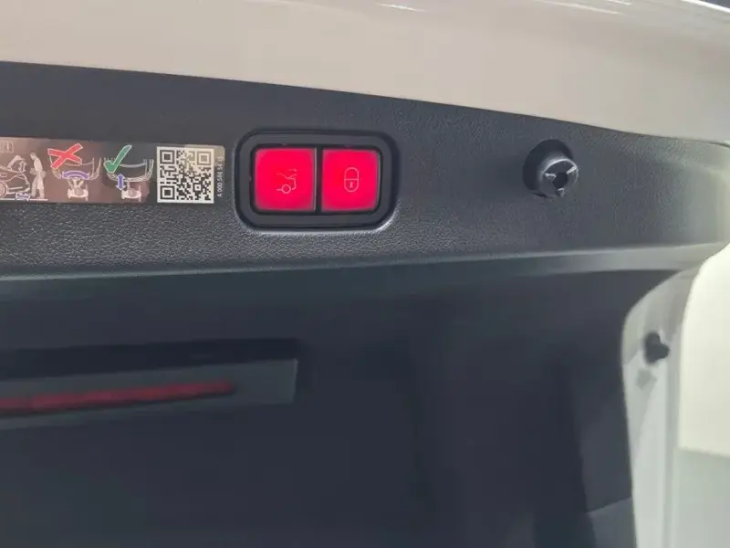 2026 Mercedes-Benz E-Класс с пробегом 5 727 км