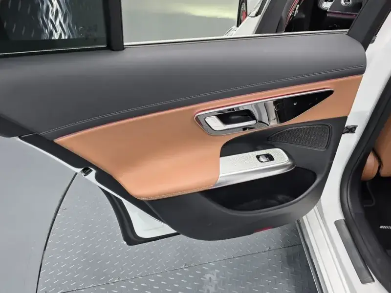 2026 Mercedes-Benz E-Класс с пробегом 10 006 км