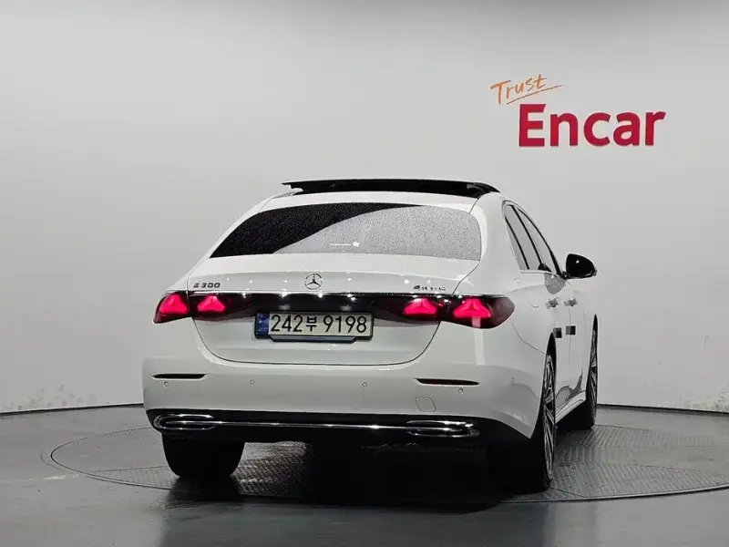 2024 Mercedes-Benz E-Класс с пробегом 62 162 км