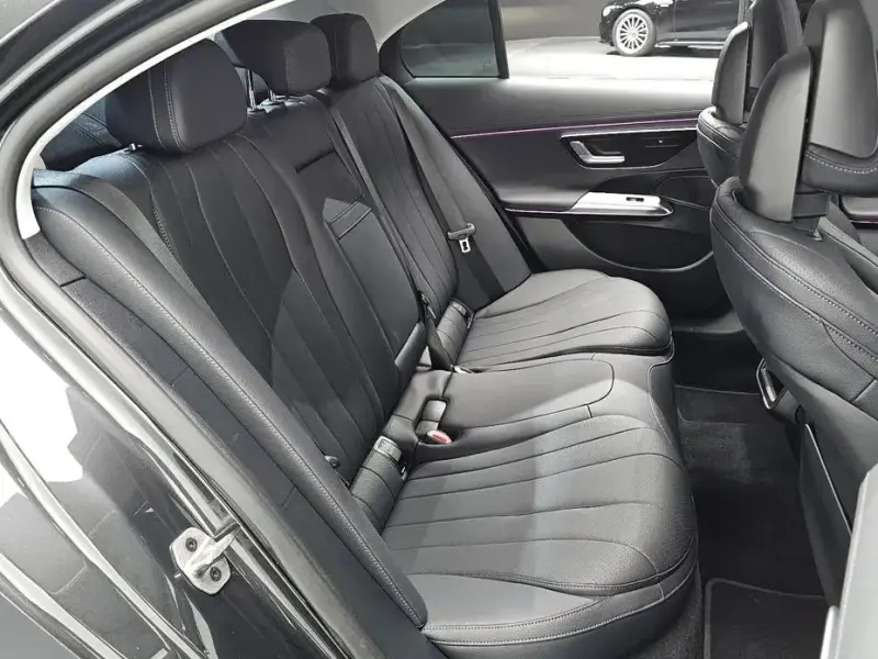 2025 Mercedes-Benz E-Класс с пробегом 18 631 км