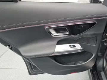 2025 Mercedes-Benz E-Класс с пробегом 18 631 км
