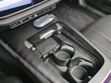 2025 Mercedes-Benz E-Класс с пробегом 18 631 км