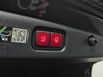 2025 Mercedes-Benz E-Класс с пробегом 18 631 км
