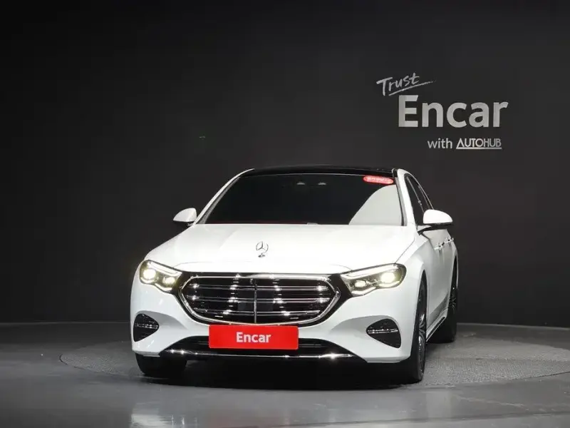 2024 Mercedes-Benz E-Класс с пробегом 27 349 км