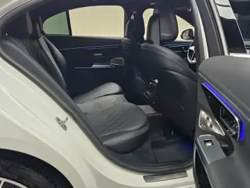 2024 Mercedes-Benz E-Класс с пробегом 27 349 км