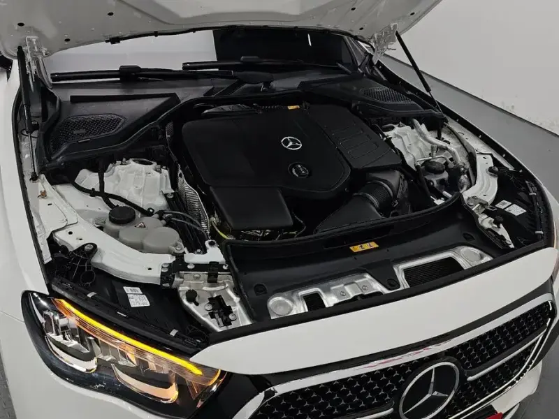 2025 Mercedes-Benz E-Класс с пробегом 12 132 км