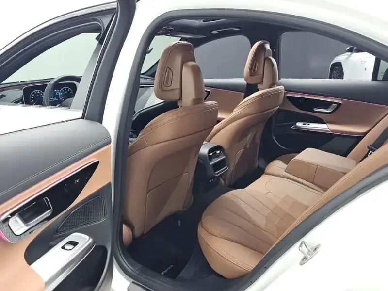 2025 Mercedes-Benz E-Класс с пробегом 12 132 км
