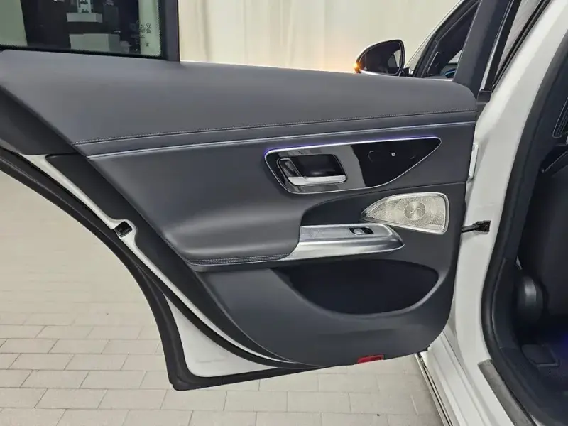 2024 Mercedes-Benz E-Класс с пробегом 27 349 км