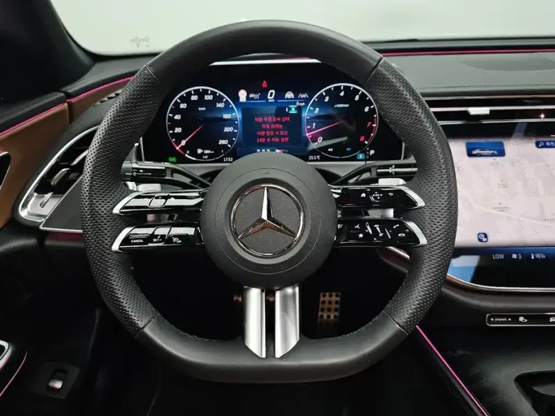 2025 Mercedes-Benz E-Класс с пробегом 12 132 км