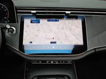 2025 Mercedes-Benz E-Класс с пробегом 12 132 км