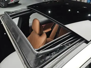 2025 Mercedes-Benz E-Класс с пробегом 12 132 км