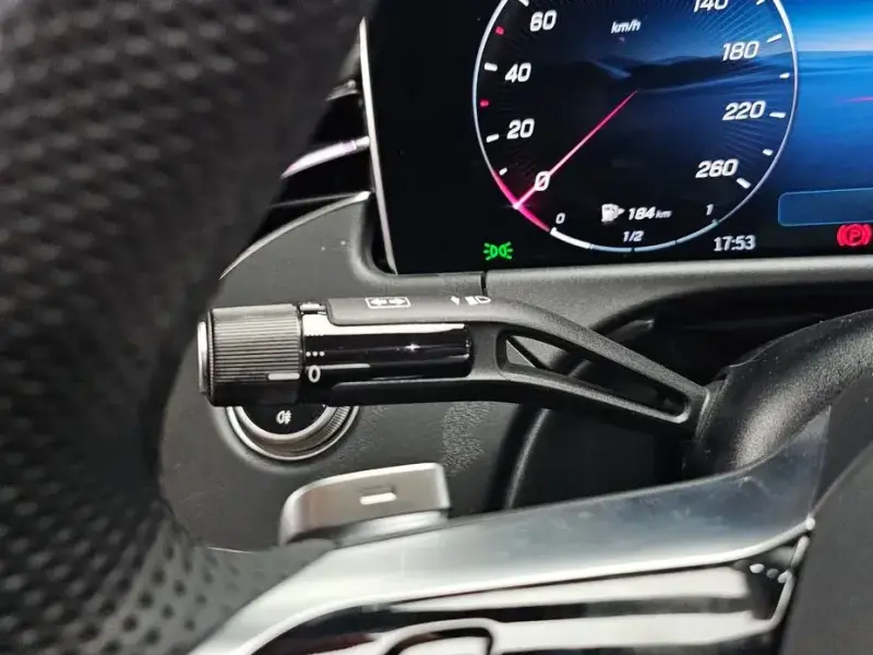 2025 Mercedes-Benz E-Класс с пробегом 12 132 км
