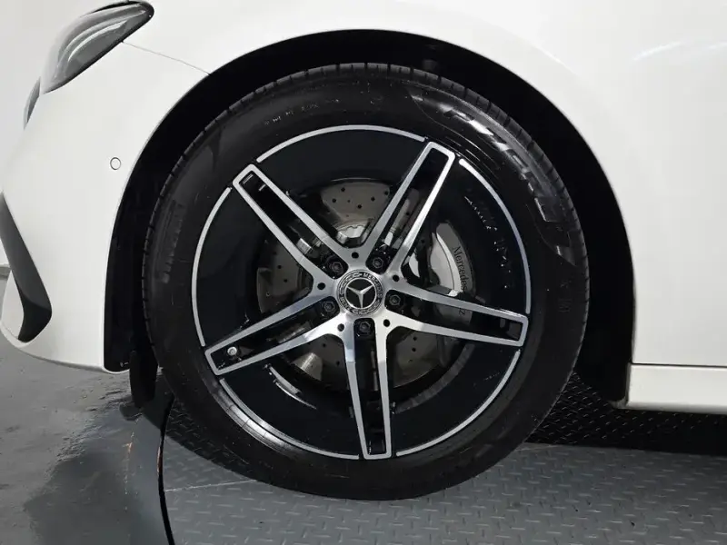 2025 Mercedes-Benz E-Класс с пробегом 5 793 км