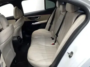 2025 Mercedes-Benz E-Класс с пробегом 5 793 км