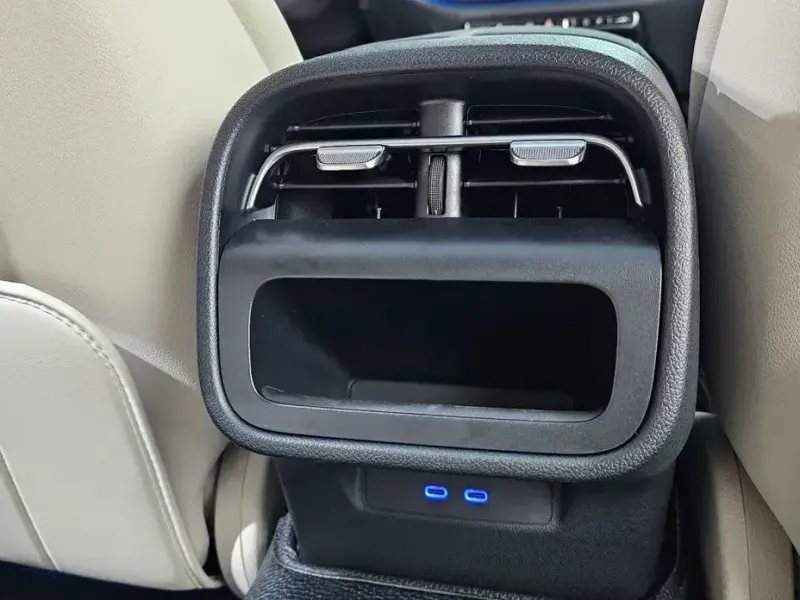 2025 Mercedes-Benz E-Класс с пробегом 9 076 км