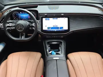 2025 Mercedes-Benz E-Класс с пробегом 8 075 км