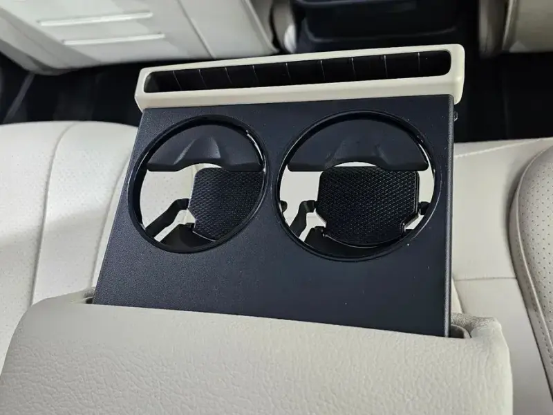 2025 Mercedes-Benz E-Класс с пробегом 9 076 км