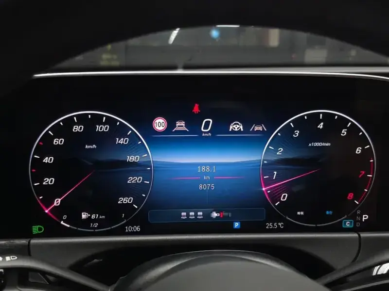 2025 Mercedes-Benz E-Класс с пробегом 8 075 км