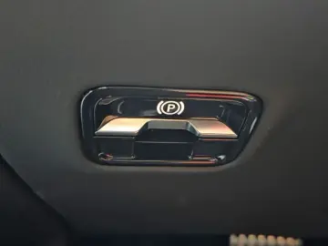 2025 Mercedes-Benz E-Класс с пробегом 8 075 км