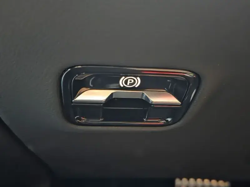 2025 Mercedes-Benz E-Класс с пробегом 8 075 км