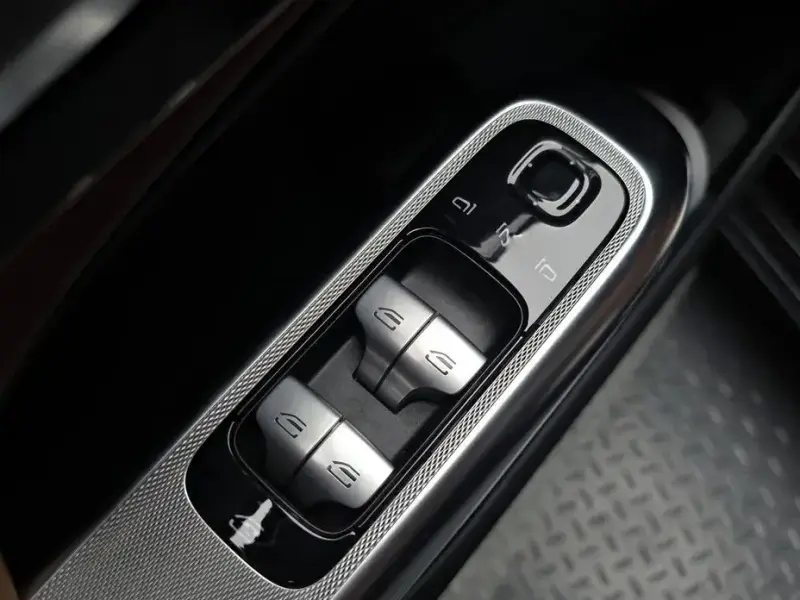 2025 Mercedes-Benz E-Класс с пробегом 8 075 км