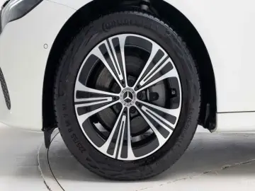 2025 Mercedes-Benz E-Класс с пробегом 1 100 км