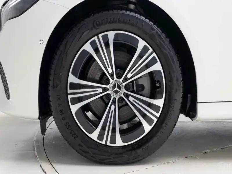 2025 Mercedes-Benz E-Класс с пробегом 1 100 км