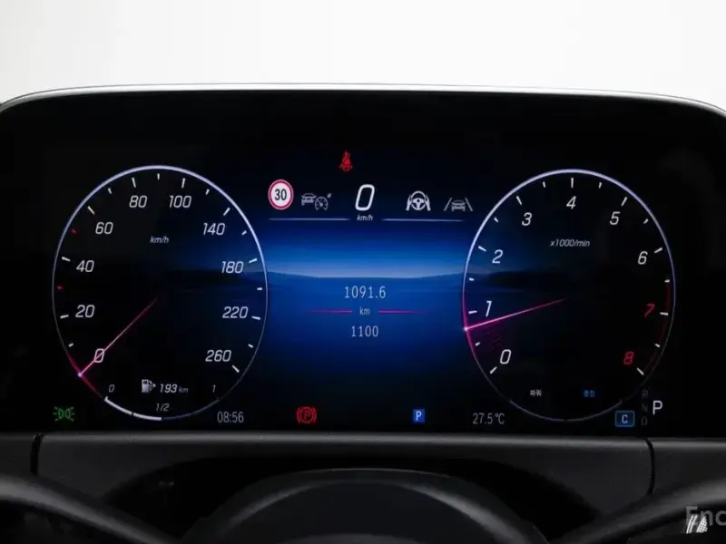 2025 Mercedes-Benz E-Класс с пробегом 1 100 км