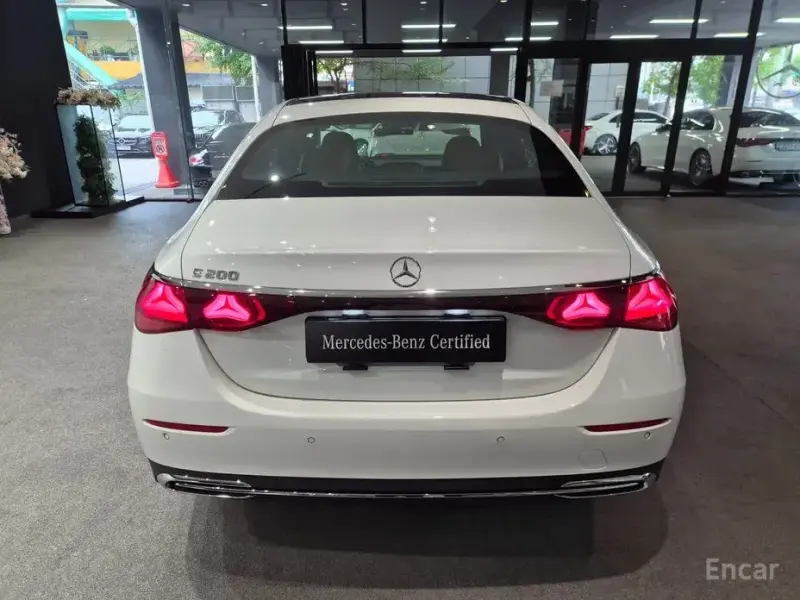 2026 Mercedes-Benz E-Класс с пробегом 1 330 км