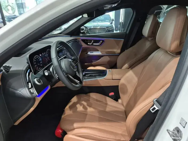 2026 Mercedes-Benz E-Класс с пробегом 1 330 км