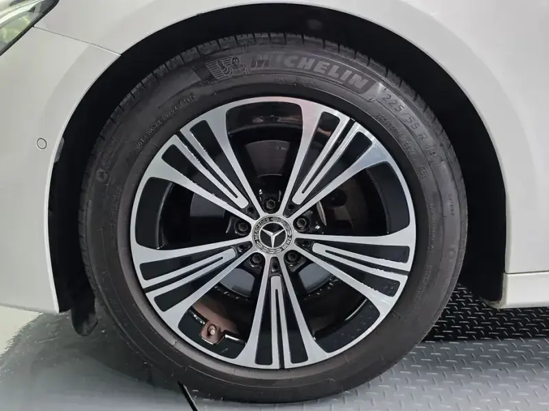 2024 Mercedes-Benz E-Класс с пробегом 46 592 км